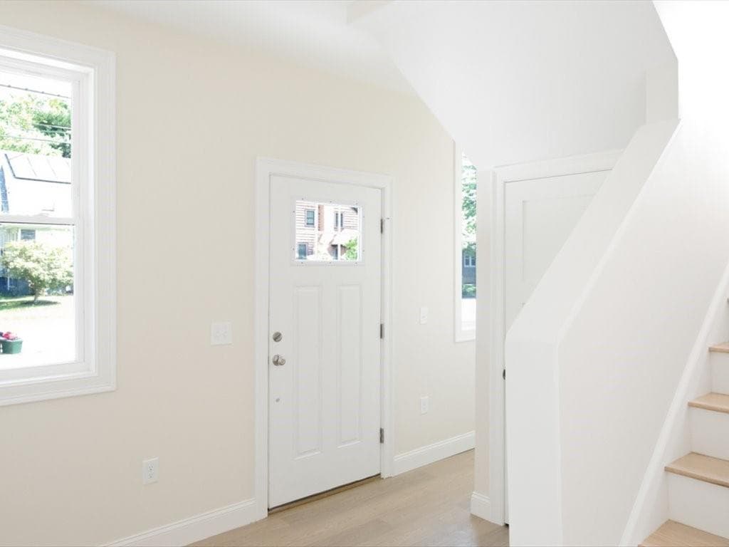 51 Dunbar Avenue photo 8