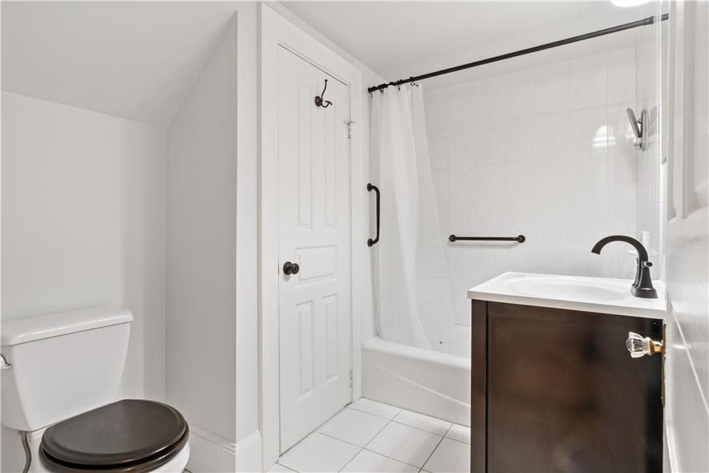 217 Hope Street UNIT 3 photo 19