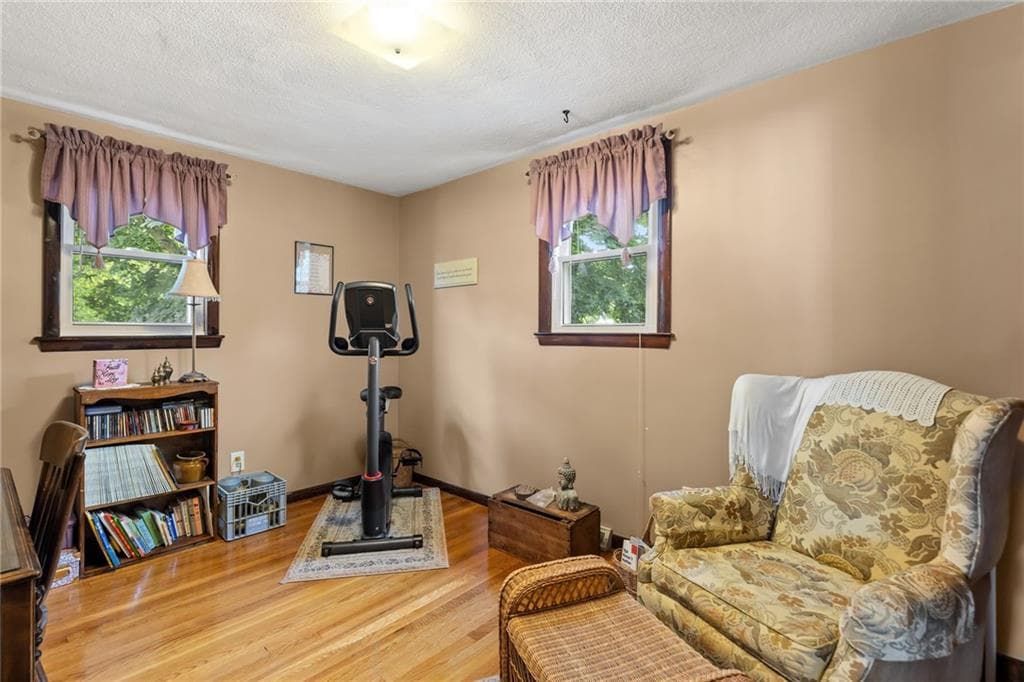 67 Winston Avenue photo 22