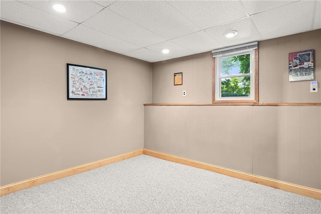 67 Winston Avenue photo 36
