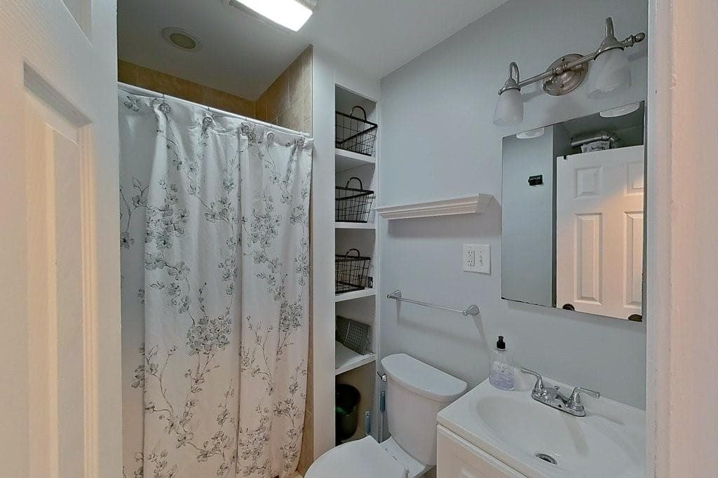 45 Hammond Street UNIT 3 photo 13