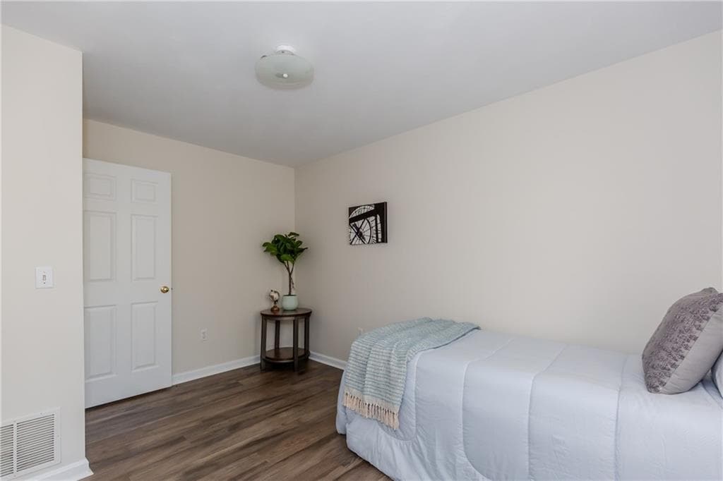 136 Hope Hill Terrace photo 33