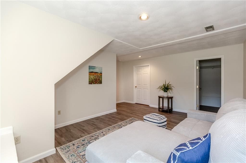 136 Hope Hill Terrace photo 37