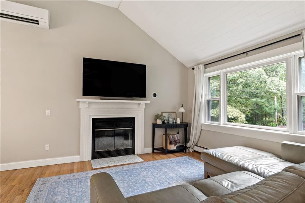 Single Family Residence at 41 Timber Ridge Road, Charlestown, photo 13 of 45