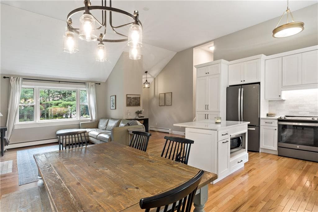 Single Family Residence at 41 Timber Ridge Road, Charlestown, photo 10 of 45