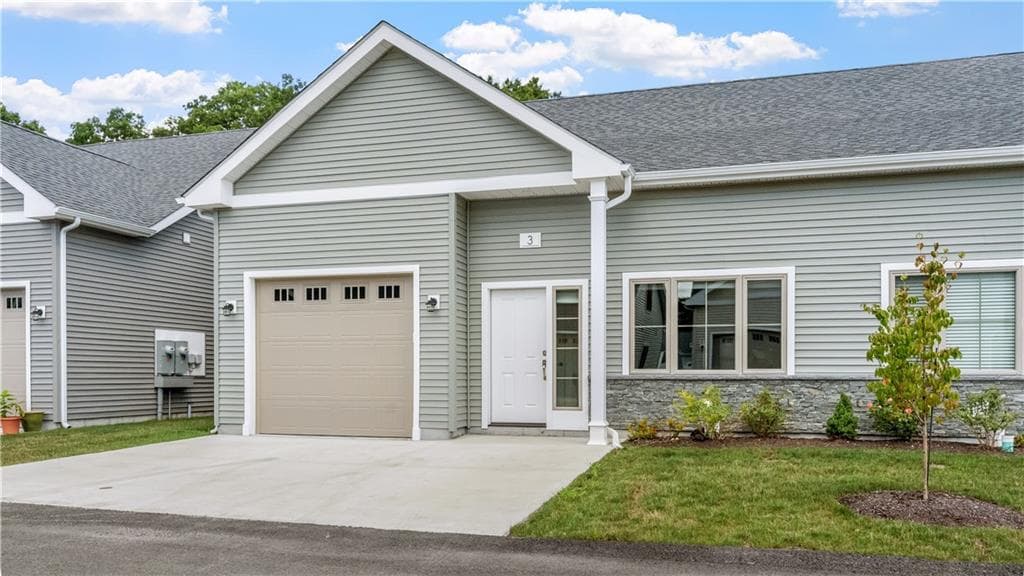 3 West Valley Circle