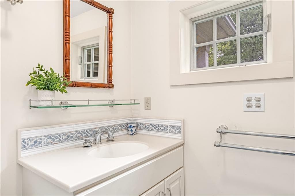 66 B Torrey Road photo 33