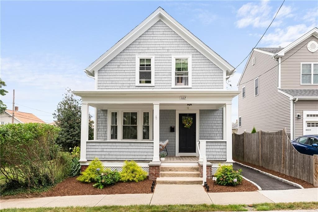162 Juniper Street photo 2