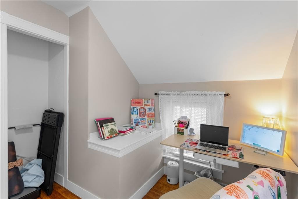 162 Juniper Street photo 26