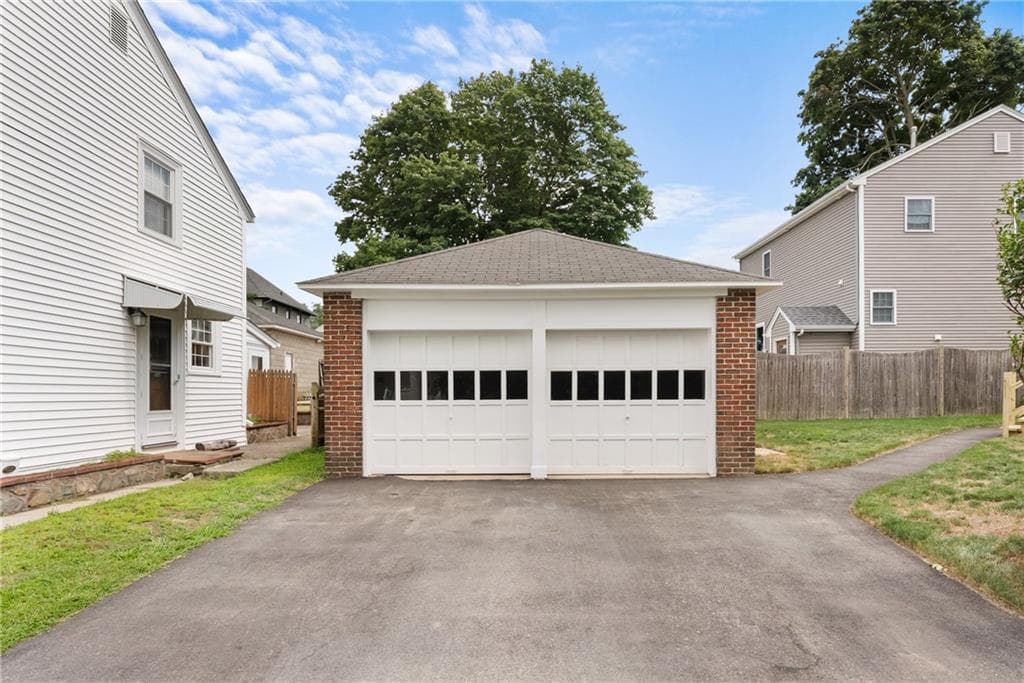162 Juniper Street photo 41