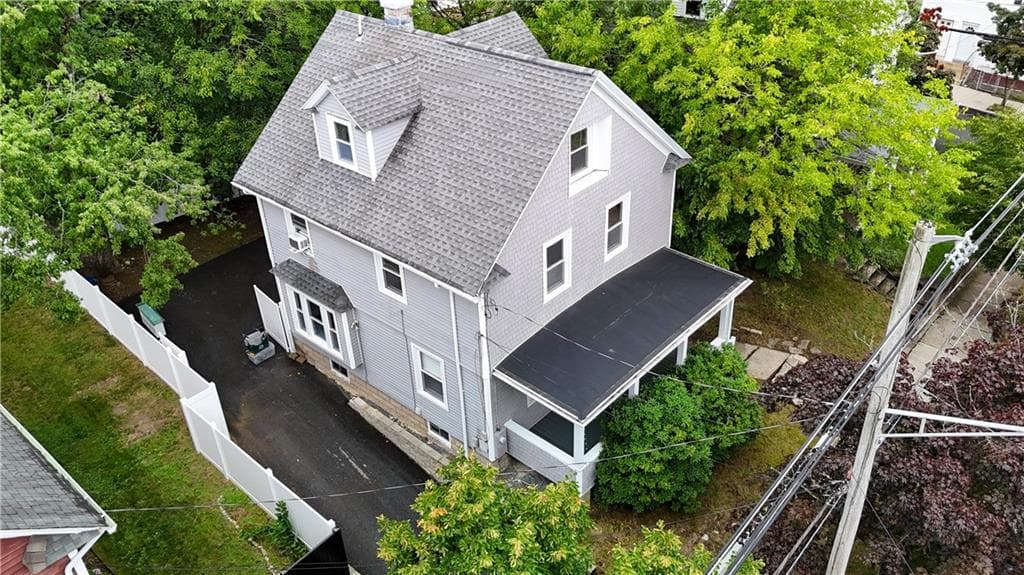 1059 Narragansett Boulevard photo 2