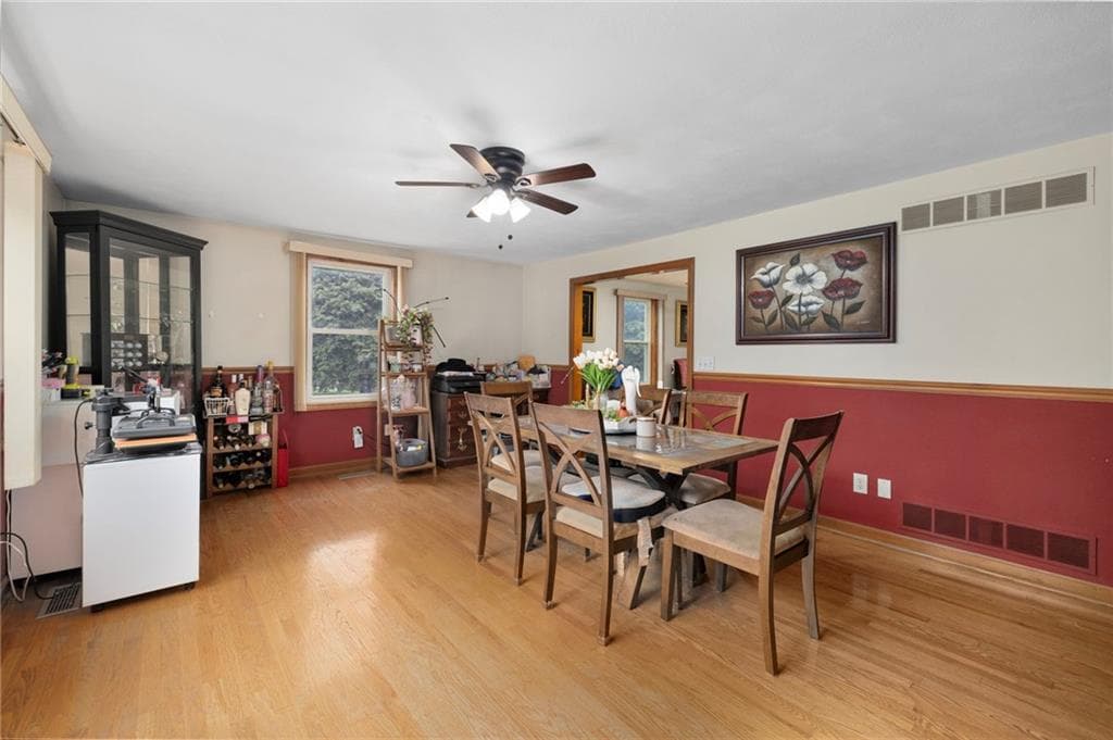 Single Family Residence at 111 Olney Arnold Road, Cranston, photo 23 of 49