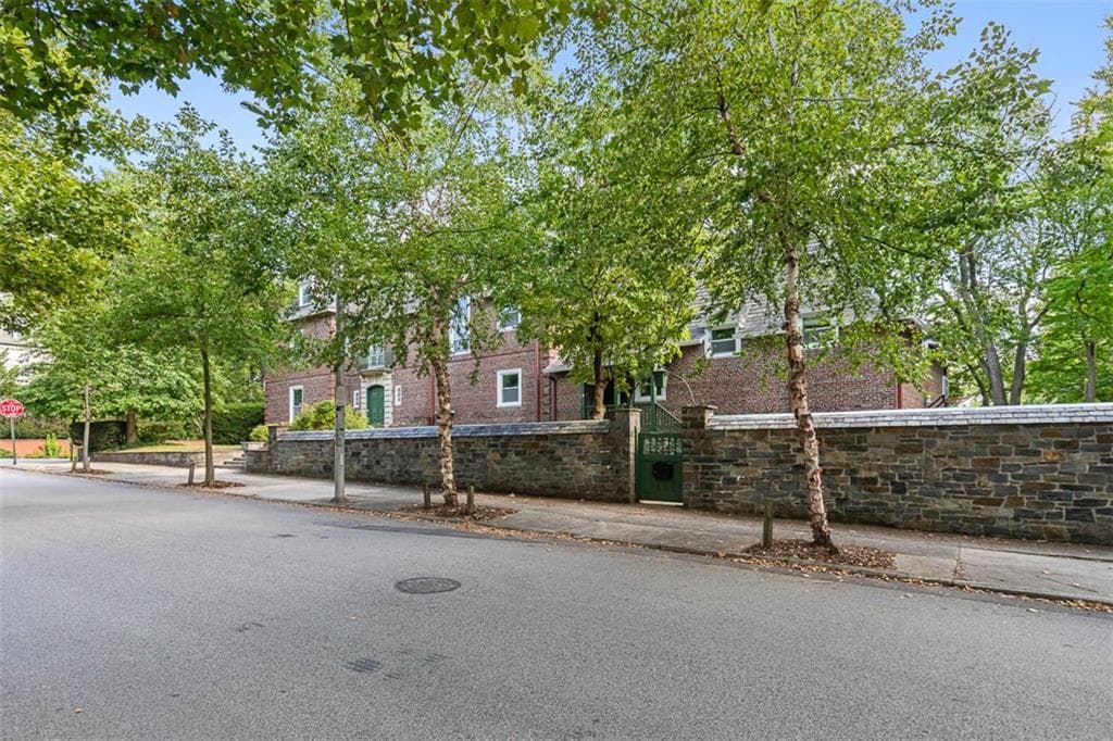 195 George Street photo 8