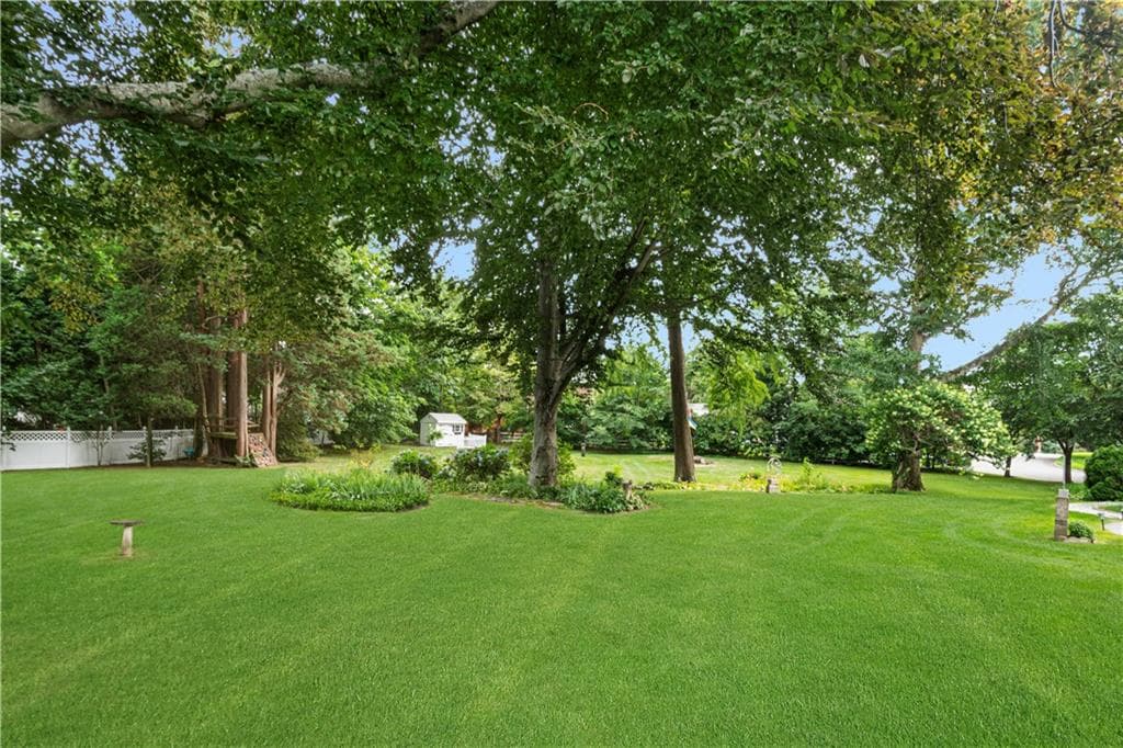 133 Tupelo Hill Drive photo 5