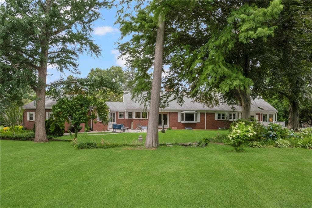 133 Tupelo Hill Drive photo 4
