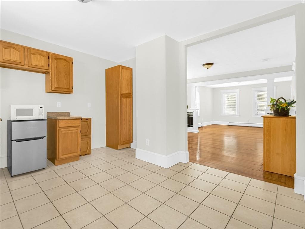 Multi Family at 100 102 Central Avenue, East Providence, photo 13 of 45