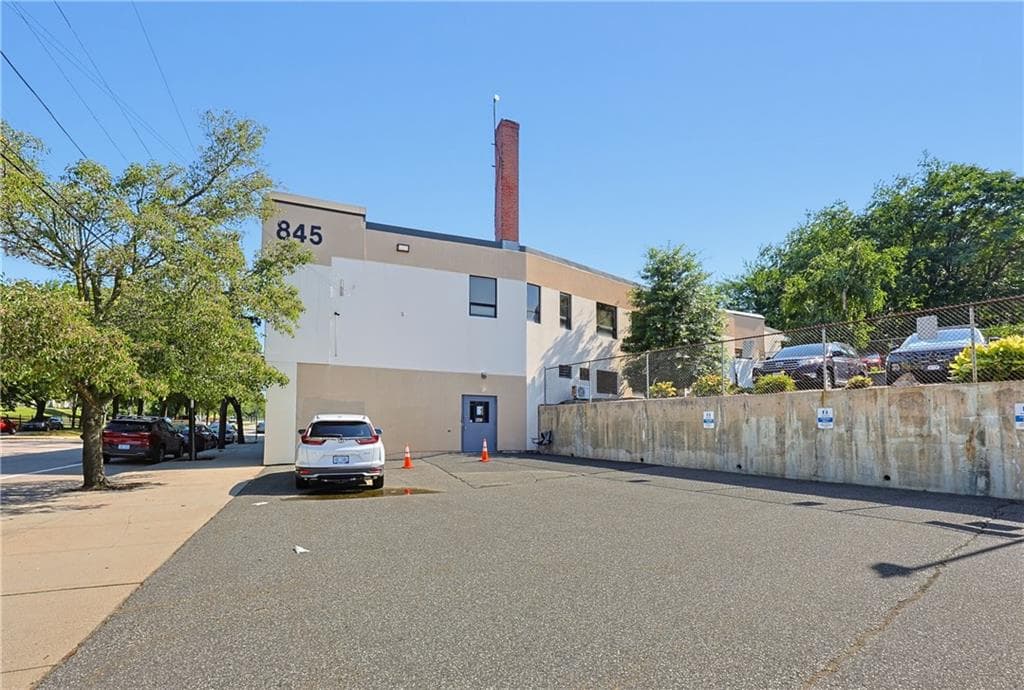 845 851 North Main Street UNIT L-1B photo 44
