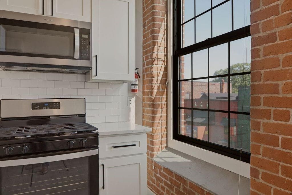 Condominium at 50 Ashburton Street UNIT 12, Providence, photo 7 of 16