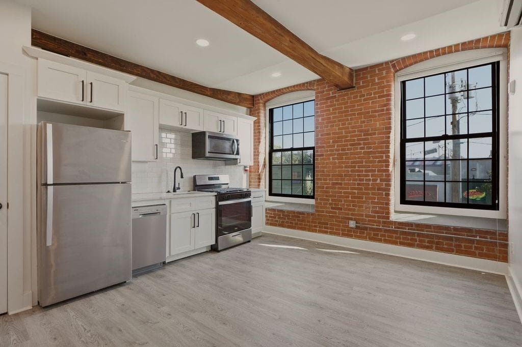 Condominium at 50 Ashburton Street UNIT 12, Providence, photo 4 of 16