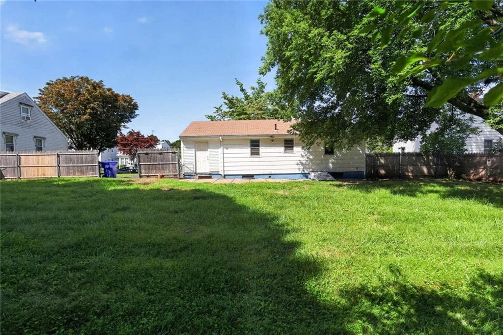 139 Andrews Avenue photo 25