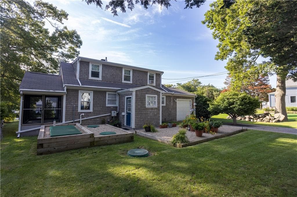 836 Main Road photo 3