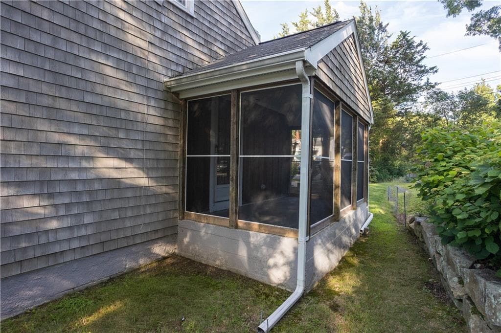836 Main Road photo 10