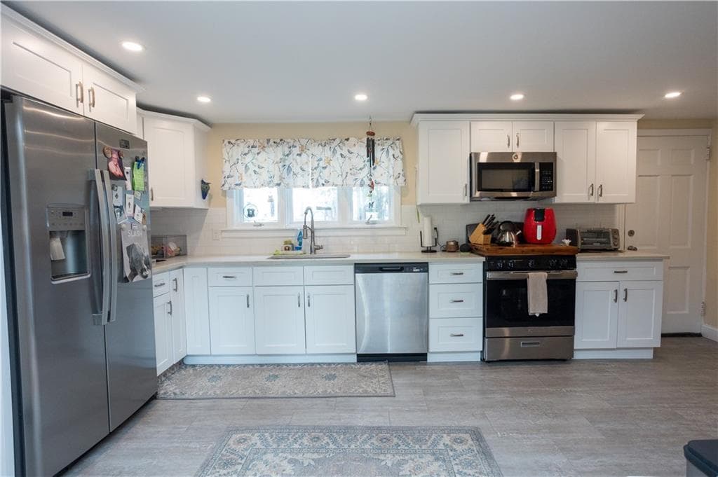 836 Main Road photo 18