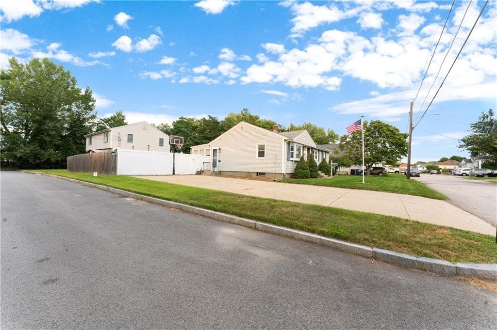 50 Merrill Street photo 42