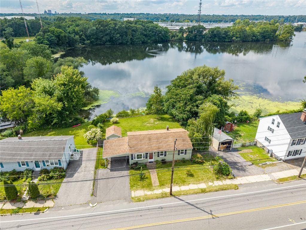 42 Roger Williams Avenue photo 41