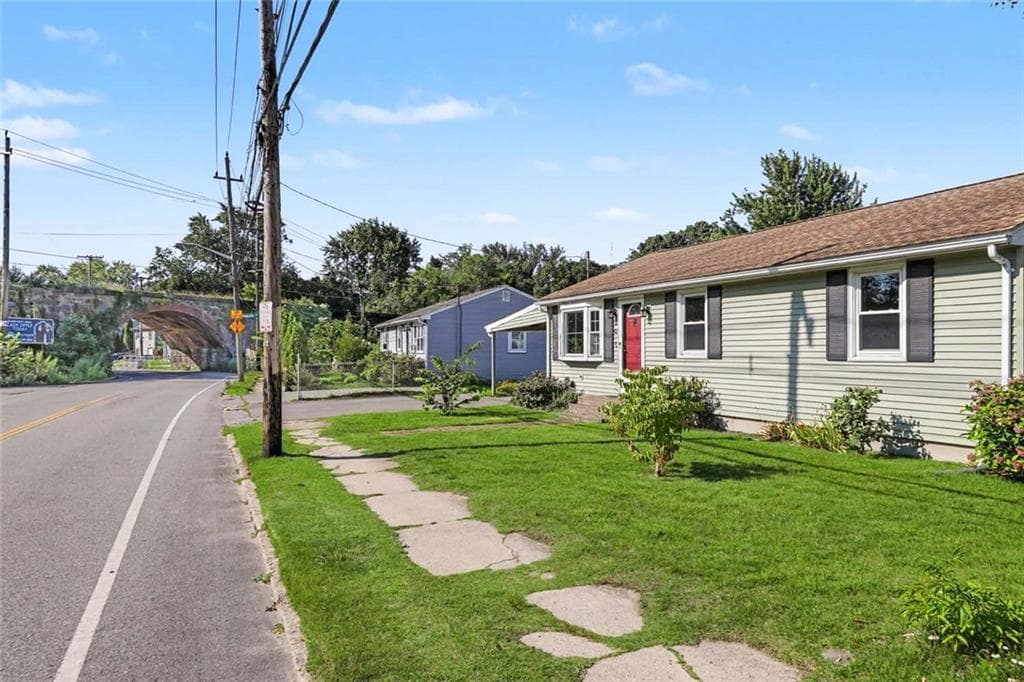 42 Roger Williams Avenue photo 48