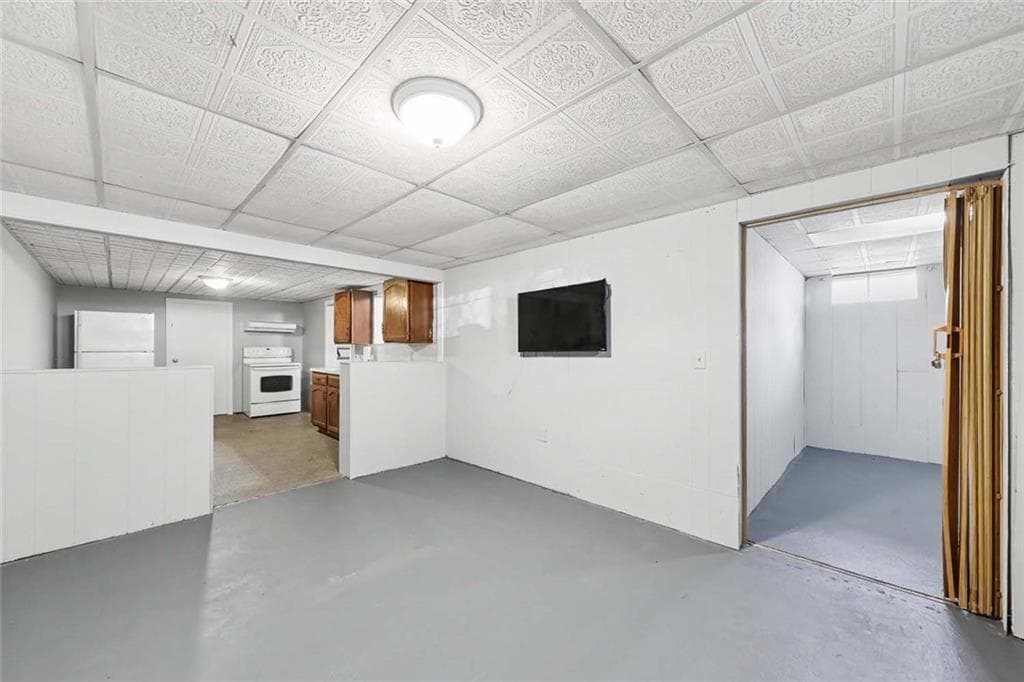 42 Roger Williams Avenue photo 35