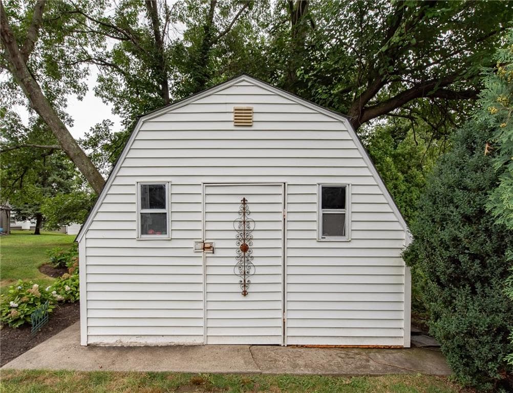 18 Woodcrest Drive photo 35