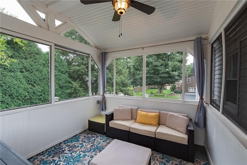 18 Woodcrest Drive photo 8