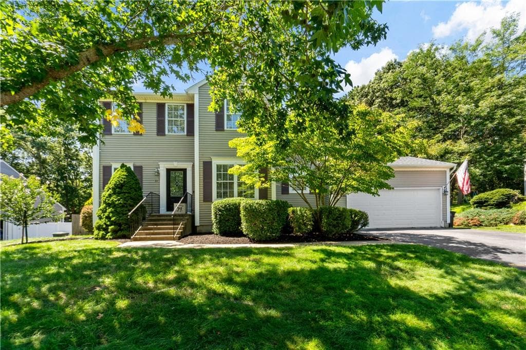 71 Remington Farm Drive photo 2