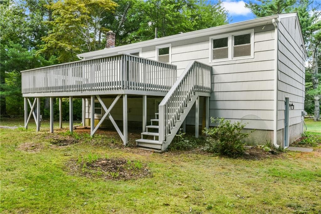 Single Family Residence at 58 Sand Turn Road, South Kingstown, photo 28 of 41