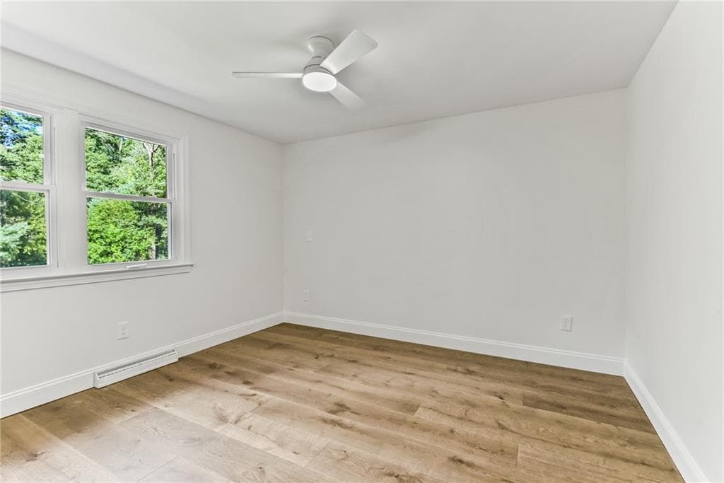 Single Family Residence at 58 Sand Turn Road, South Kingstown, photo 14 of 41
