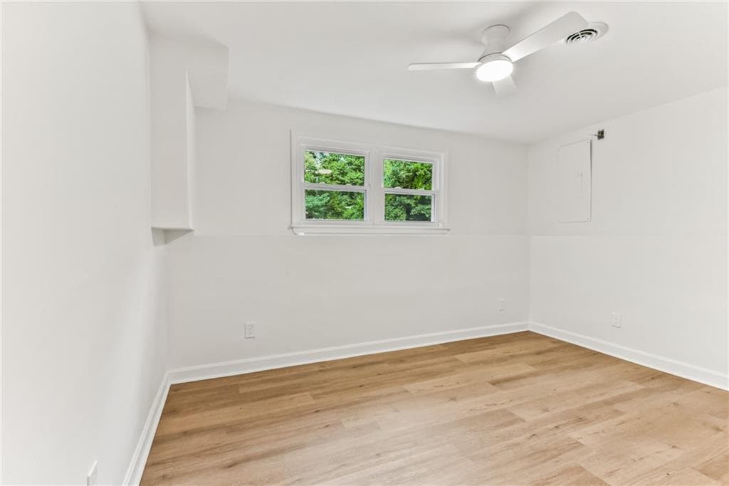 Single Family Residence at 58 Sand Turn Road, South Kingstown, photo 25 of 41