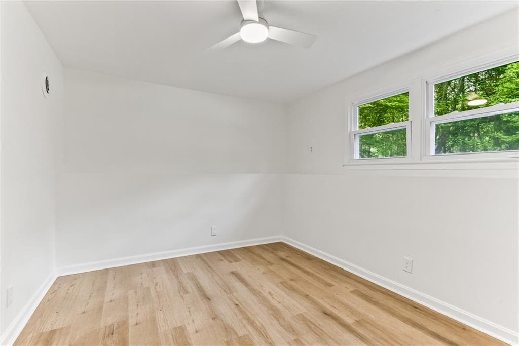Single Family Residence at 58 Sand Turn Road, South Kingstown, photo 21 of 41