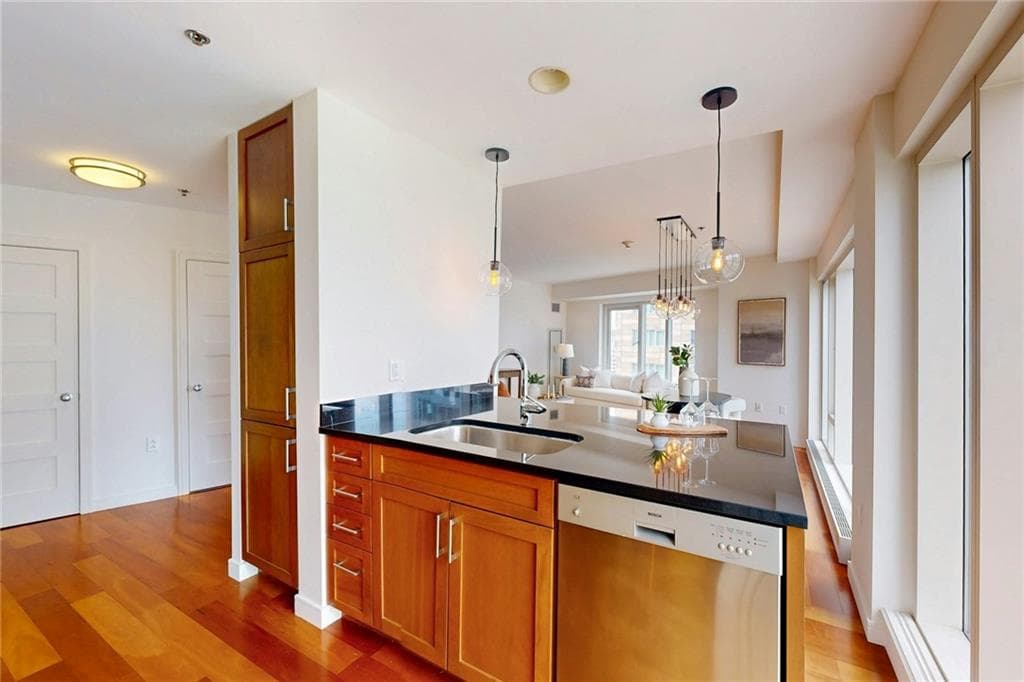100 Exchange Street UNIT 1006 photo 12