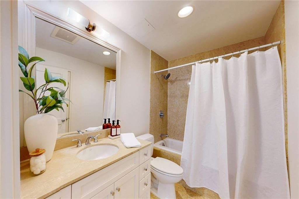 100 Exchange Street UNIT 1006 photo 24