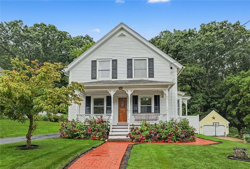 35 Cooper Hill Road