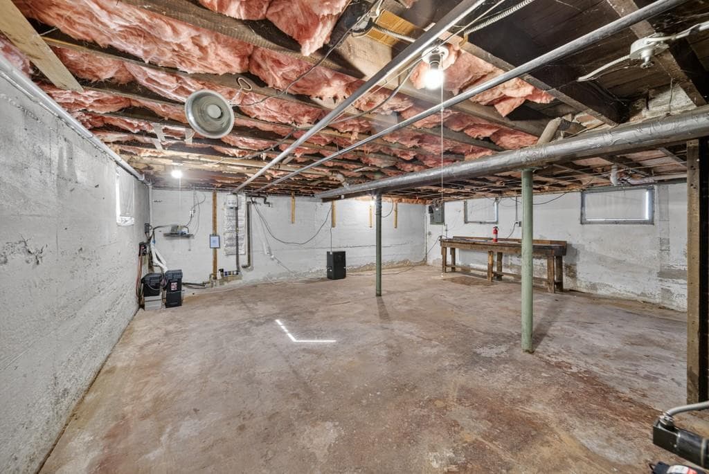 149 Columbia Avenue photo 22