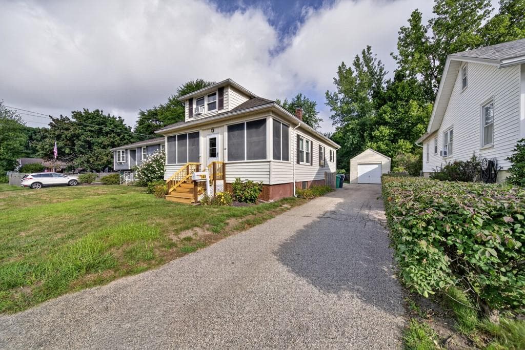 149 Columbia Avenue photo 3