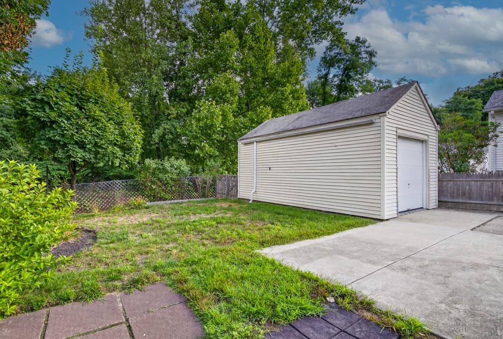 149 Columbia Avenue photo 25