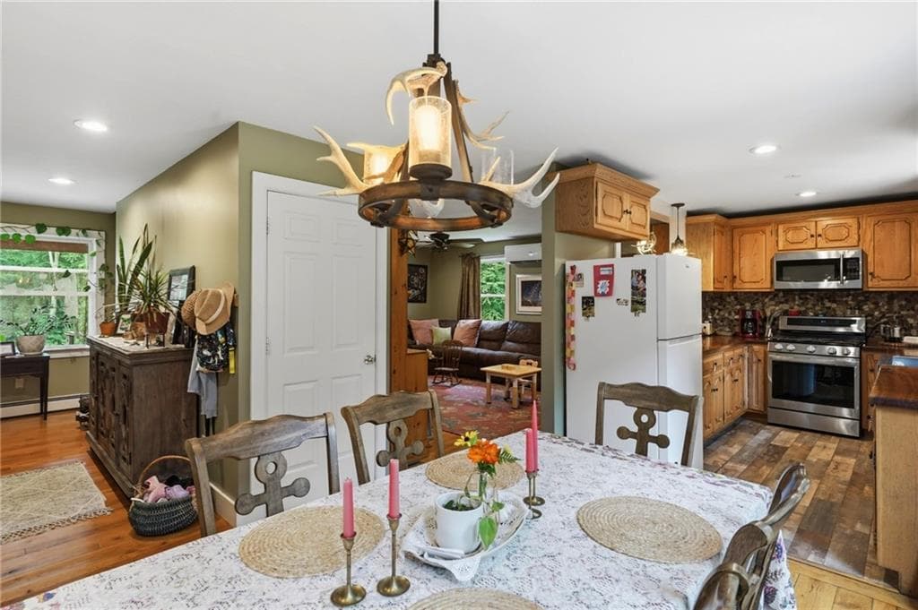 Single Family Residence at 71 Mount Hygeia Road, Foster, photo 4 of 43
