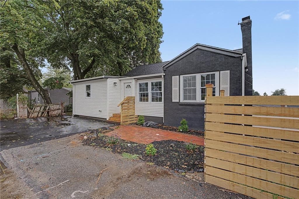 58 Paolino Street photo 35