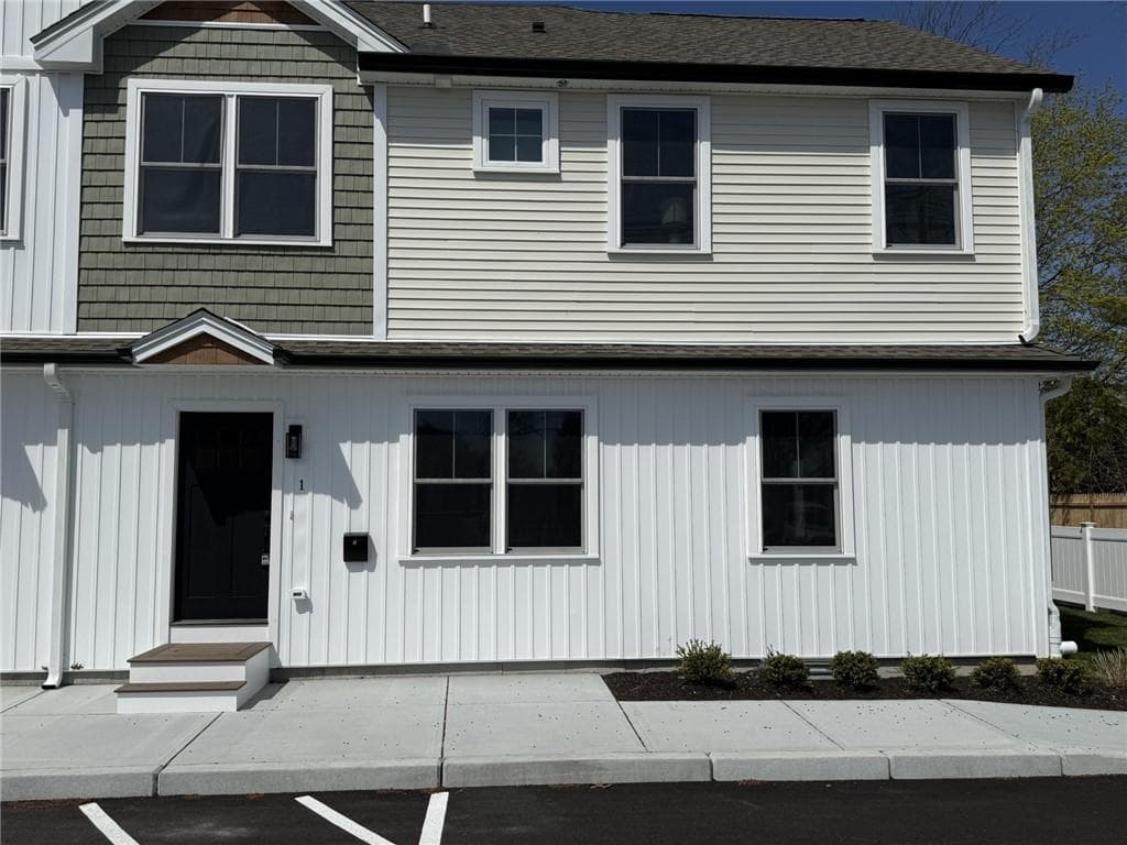 2907 Post Road UNIT 1 photo 2