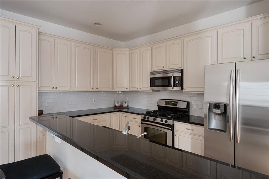 1 Wayland Avenue UNIT 201N photo 13