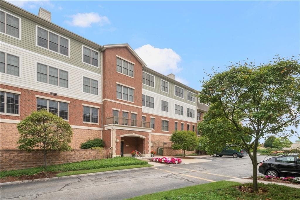 1 Wayland Avenue UNIT 201N photo 34