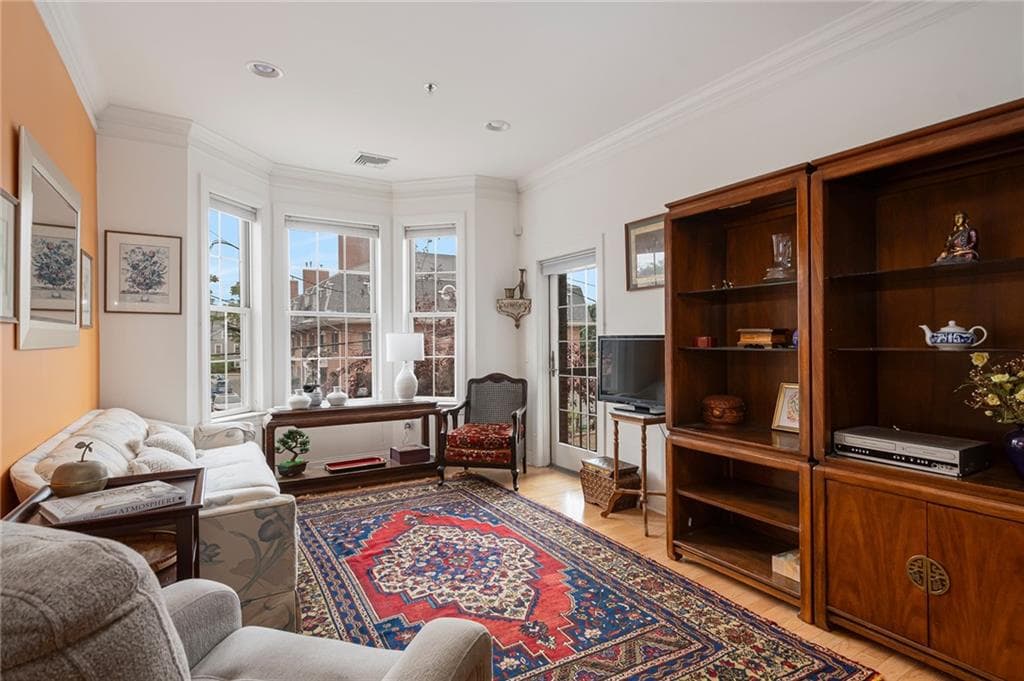 1 Wayland Avenue UNIT 201N photo 8